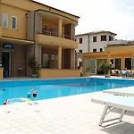Aparthotel Il Conero 2