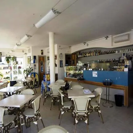 Apartahotel Il Conero 2